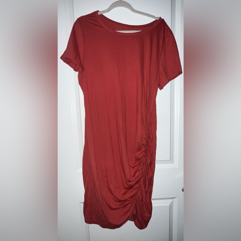 Susina Red Ruched Short Sleeve T-Shirt Dress